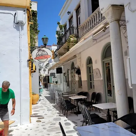 Elegant Cycladic In Chora * Tínos